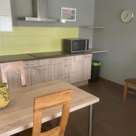 Apartamento Quiet T2 With Terrace And Shared Pool