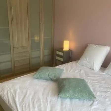 Quiet T2 With Terrace And Shared Pool Apartamento *