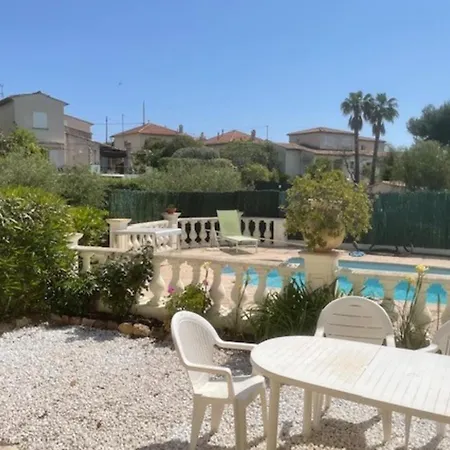 شقة Quiet T2 With Terrace And Shared Pool *